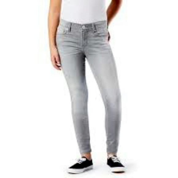 🌸Levi's Girls Knit Jean - Picture 2 of 5